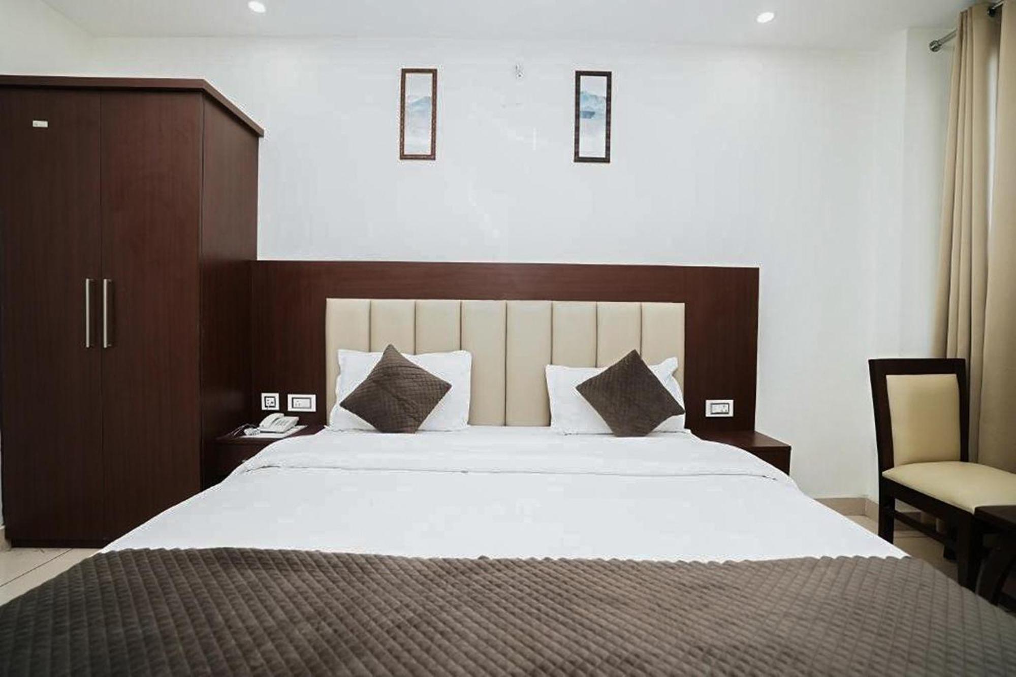Hotel The 7 Seas Rishīkesh Eksteriør billede