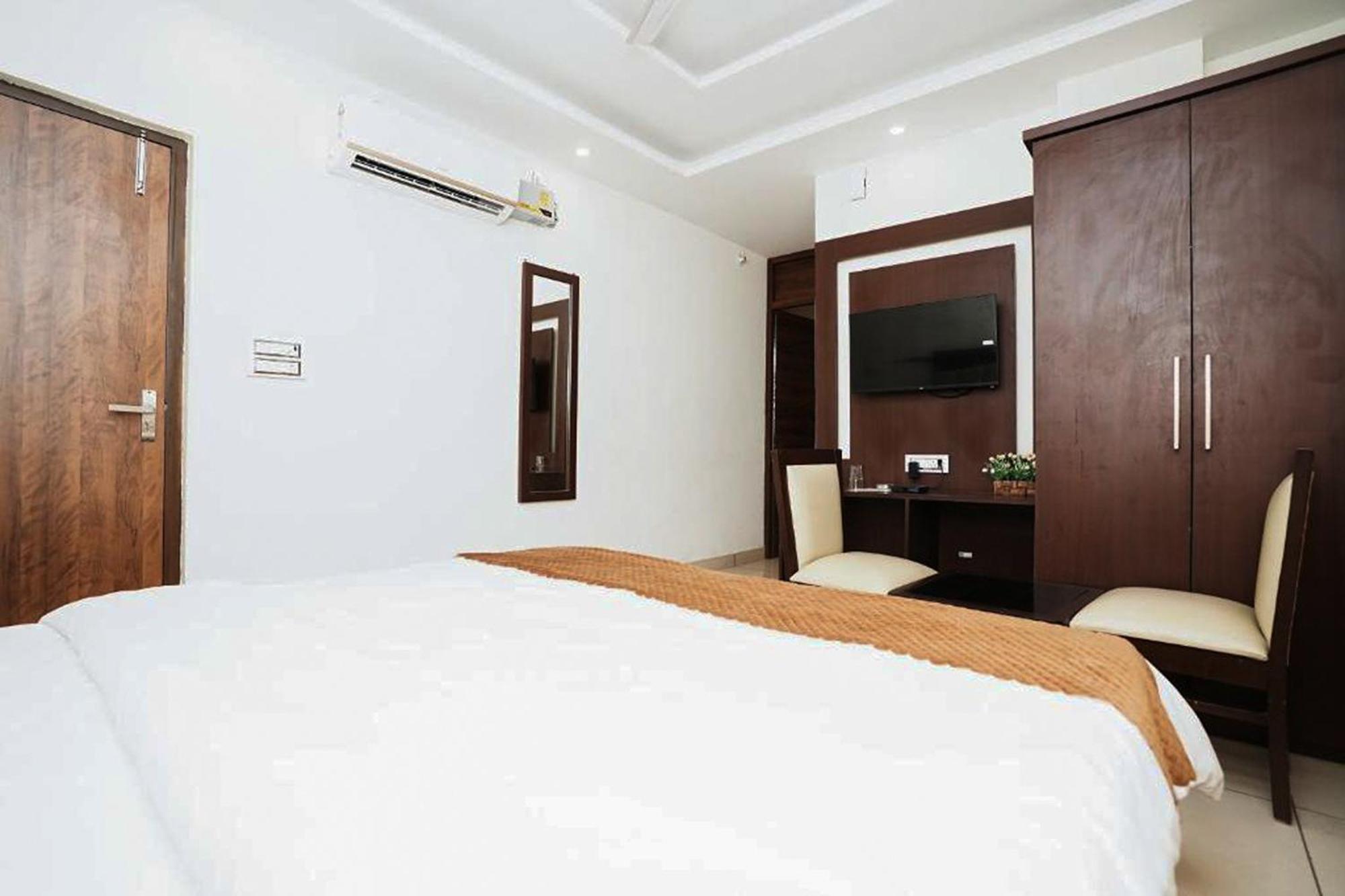 Hotel The 7 Seas Rishīkesh Eksteriør billede